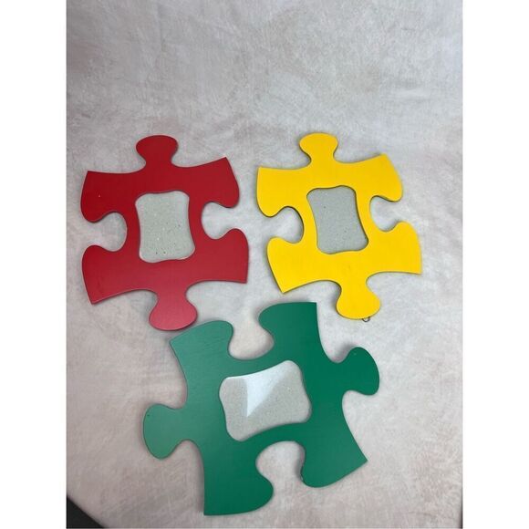 Vintage 90s/Y2K Puzzle Piece Picture Frames Kids - Picture 1 of 7